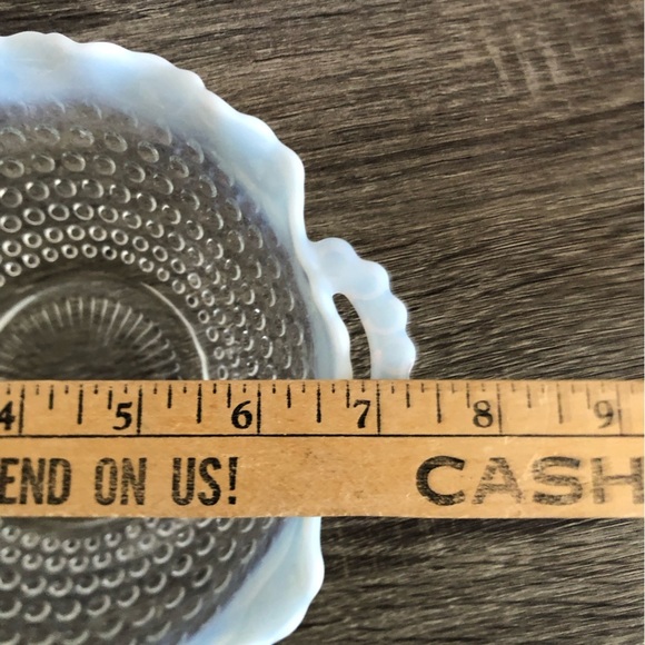 Vtg Hobnail Handled Bowl with Opal Rim - Picture 12 of 14